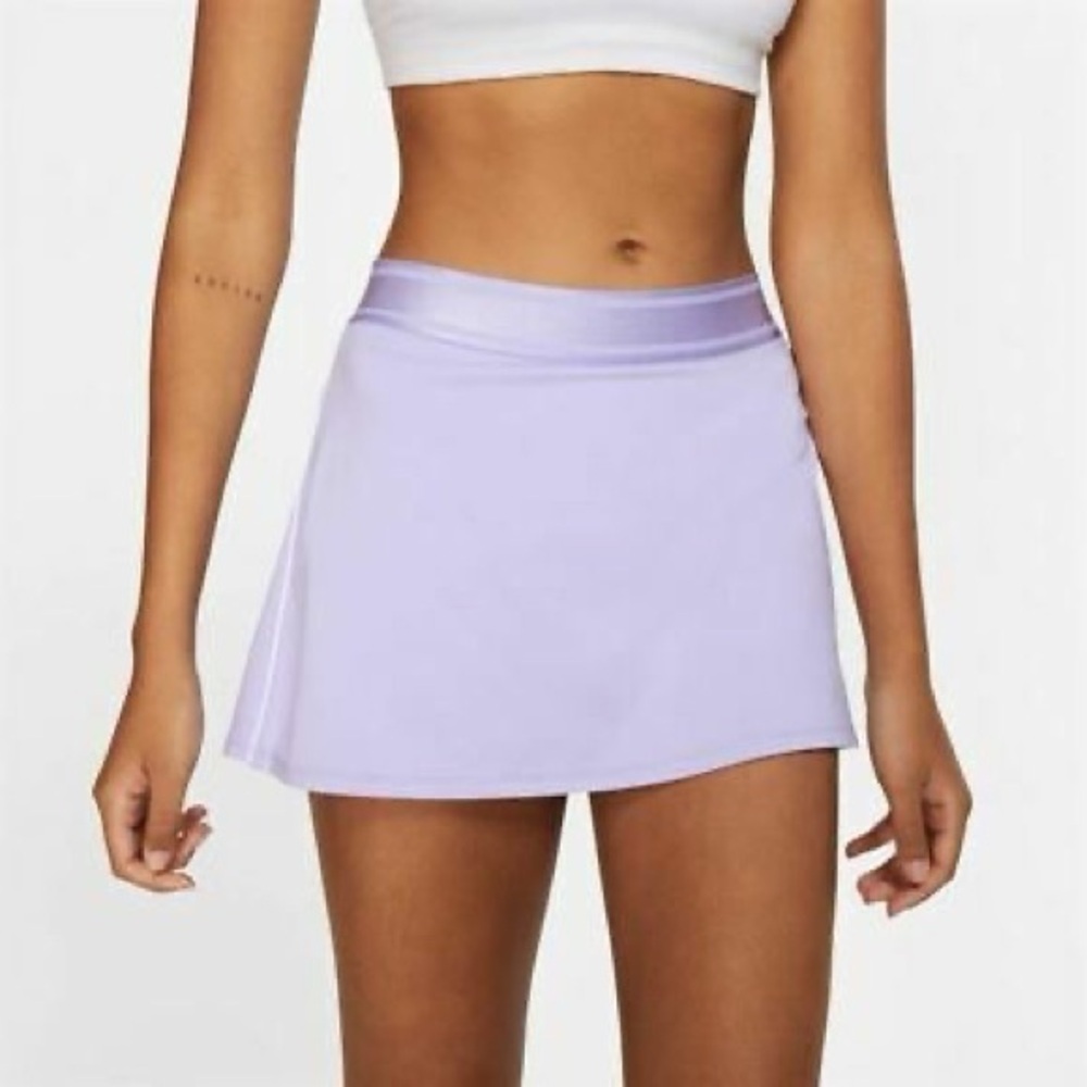 *NIKE* Dri-FIT Light Purple Skort Size Medium